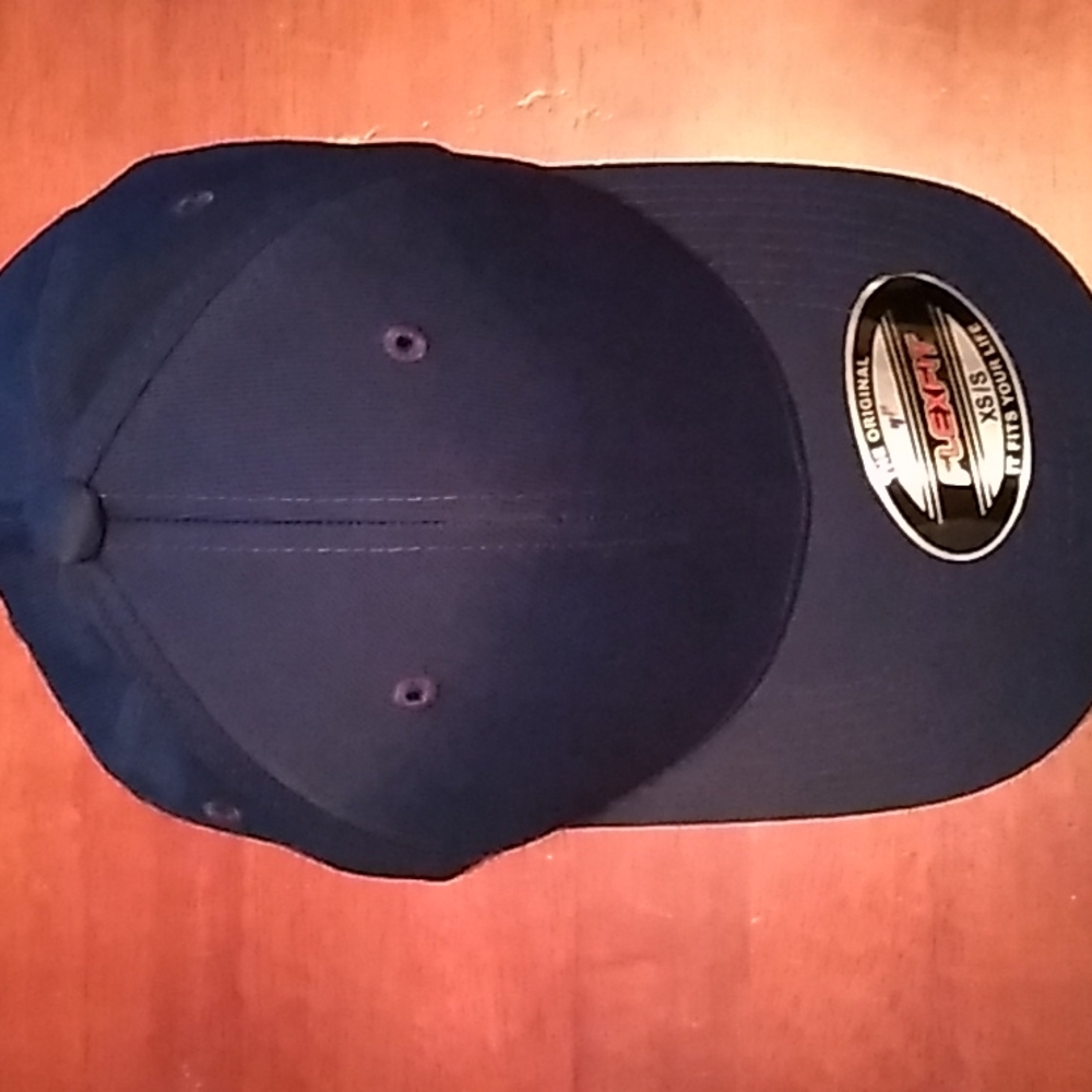 Hat - Picture 13 of 14